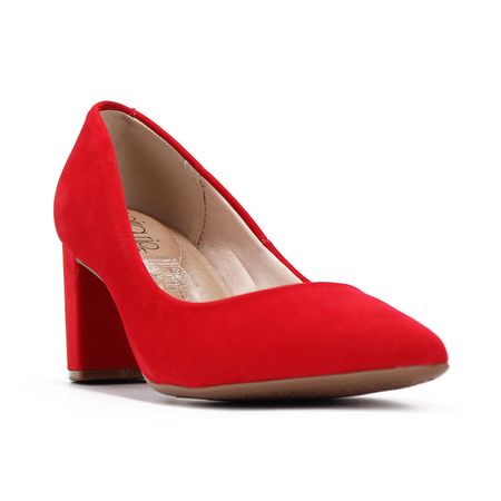 sapato vermelho beira rio