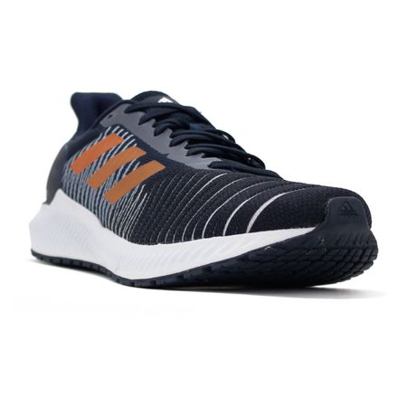 tenis adidas masculino para academia